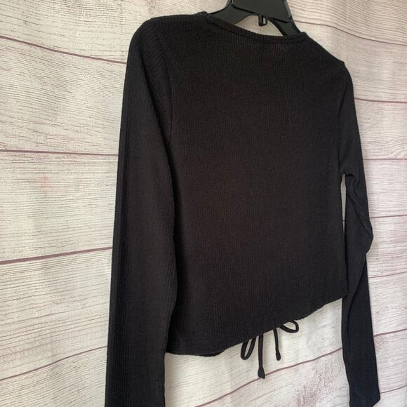 Wild Fable Black Crop Top Shirt with Keyhole Front Tie String Long Sleeves Small - Picture 12 of 12